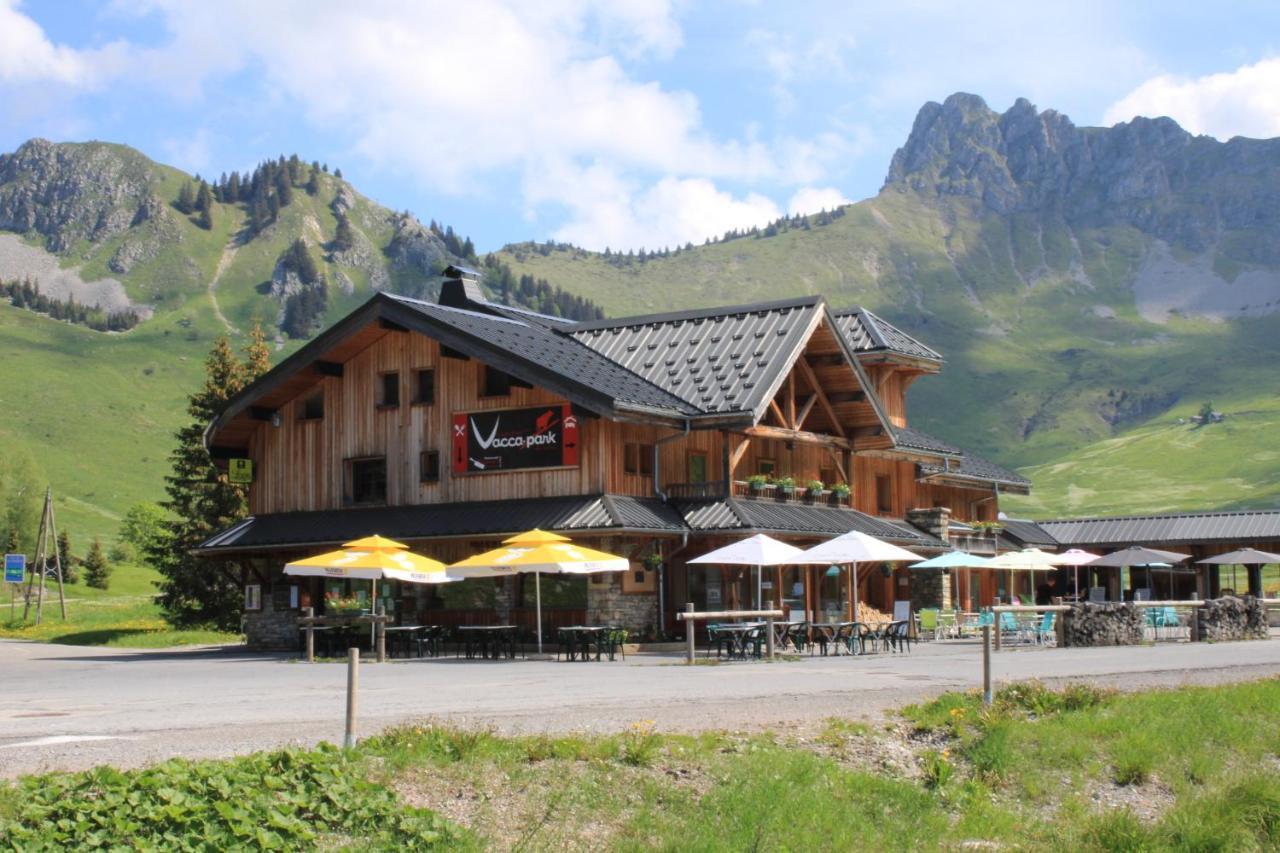 Chalet Hotel Vaccapark Le Praz de Lys Buitenkant foto