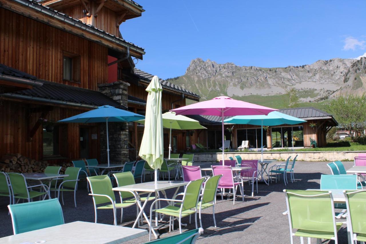Chalet Hotel Vaccapark Le Praz de Lys Buitenkant foto