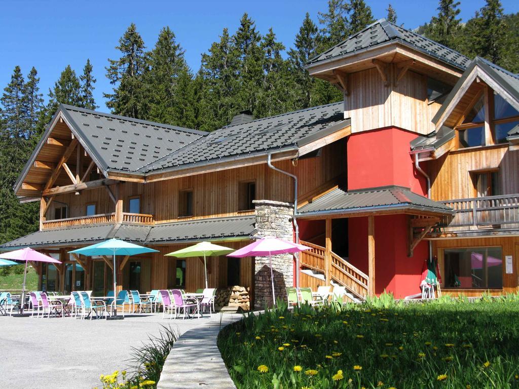 Chalet Hotel Vaccapark Le Praz de Lys Buitenkant foto