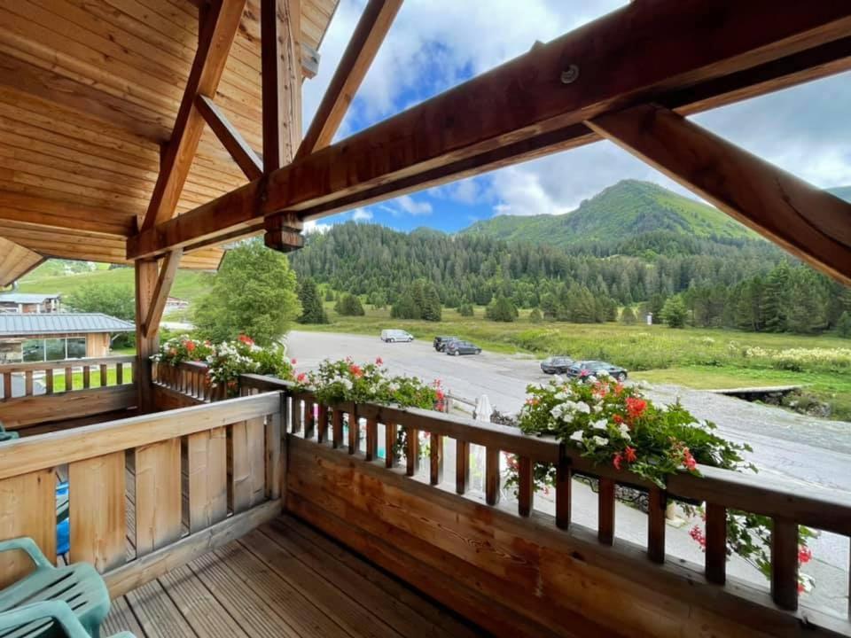 Chalet Hotel Vaccapark Le Praz de Lys Buitenkant foto